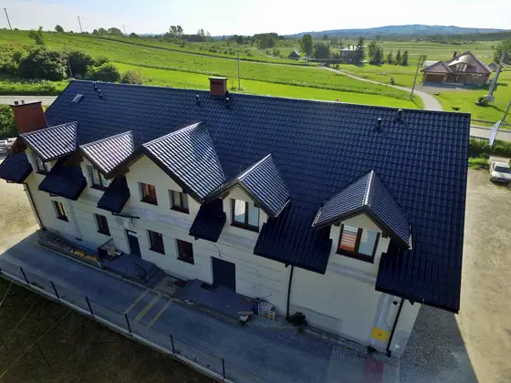Referenzbild Metalldach Stehfalz Hausdach Ansicht 20