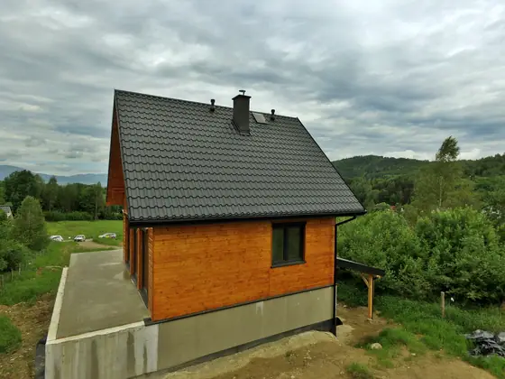 Referenzbild Metalldach Stehfalz Hausdach Ansicht 22