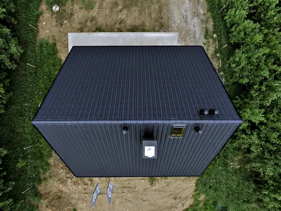 Referenzbild Metalldach Stehfalz Hausdach Ansicht 31