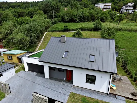 Referenzbild Metalldach Stehfalz Hausdach Ansicht 39