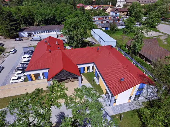 Referenzbild Metalldach Stehfalz Hausdach Ansicht 52