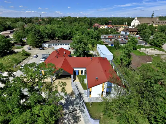 Referenzbild Metalldach Stehfalz Hausdach Ansicht 58