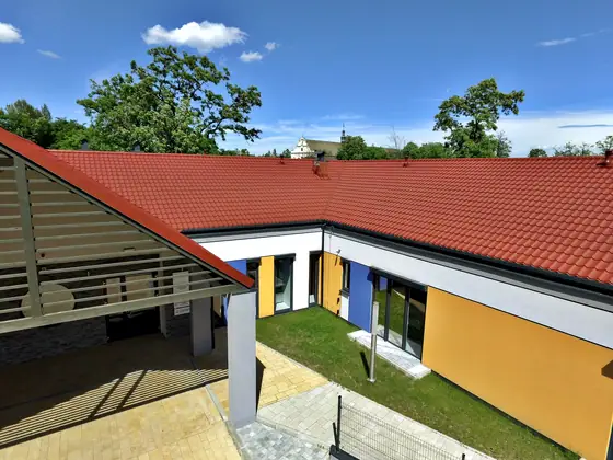Referenzbild Metalldach Stehfalz Hausdach Ansicht 60
