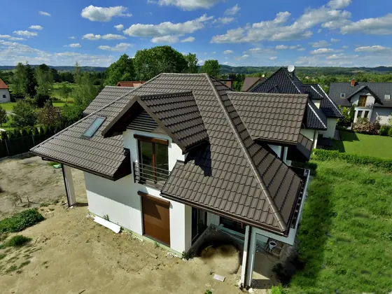 Referenzbild Metalldach Stehfalz Hausdach Ansicht 63