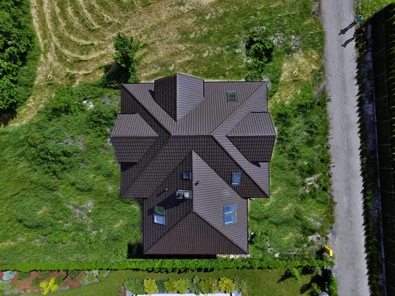 Referenzbild Metalldach Stehfalz Hausdach Ansicht 71