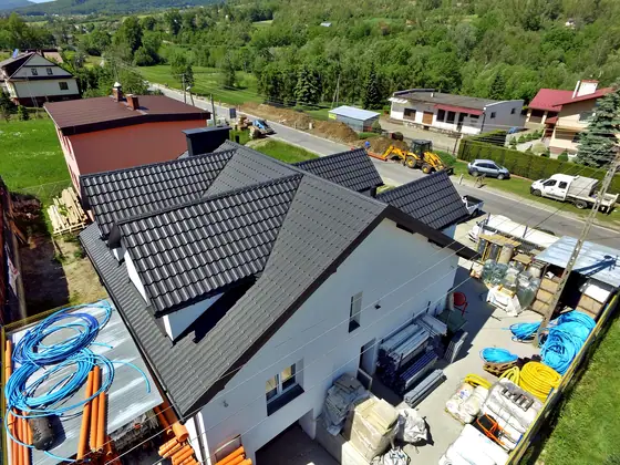Referenzbild Metalldach Stehfalz Hausdach Ansicht 77