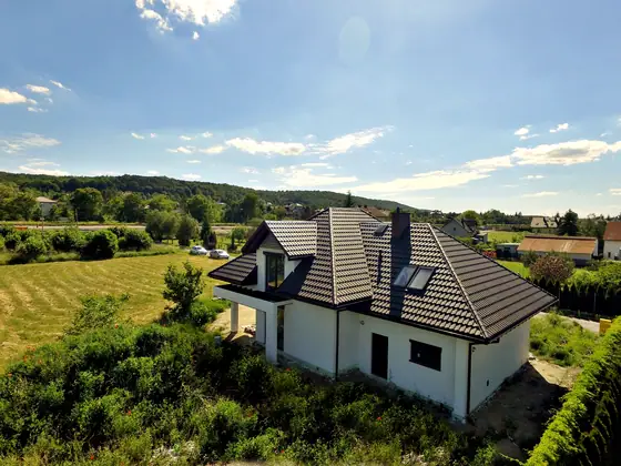 Referenzbild Metalldach Stehfalz Hausdach Ansicht 82